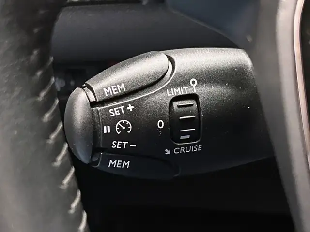 Peugeot 208 view 15