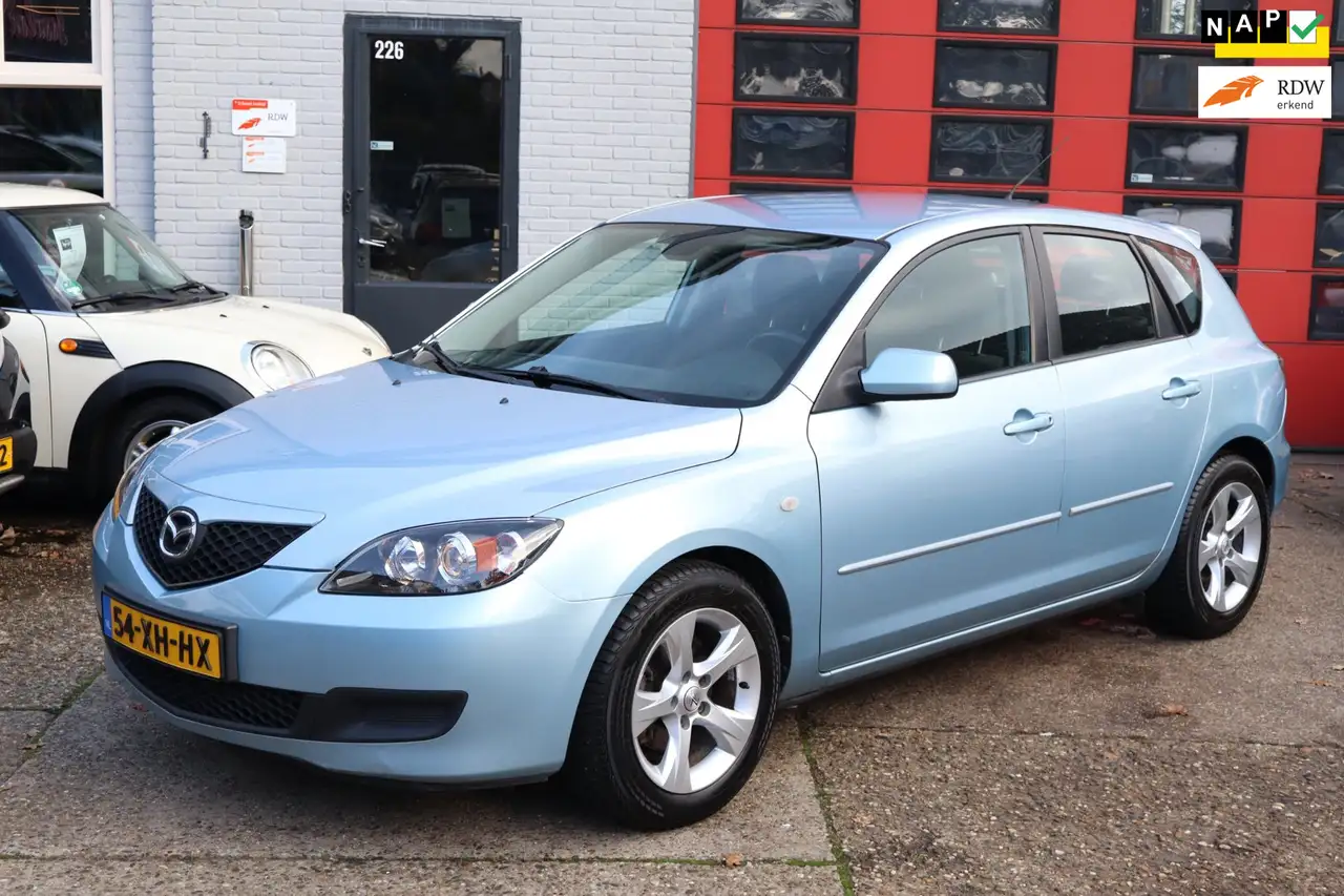 Mazda 3