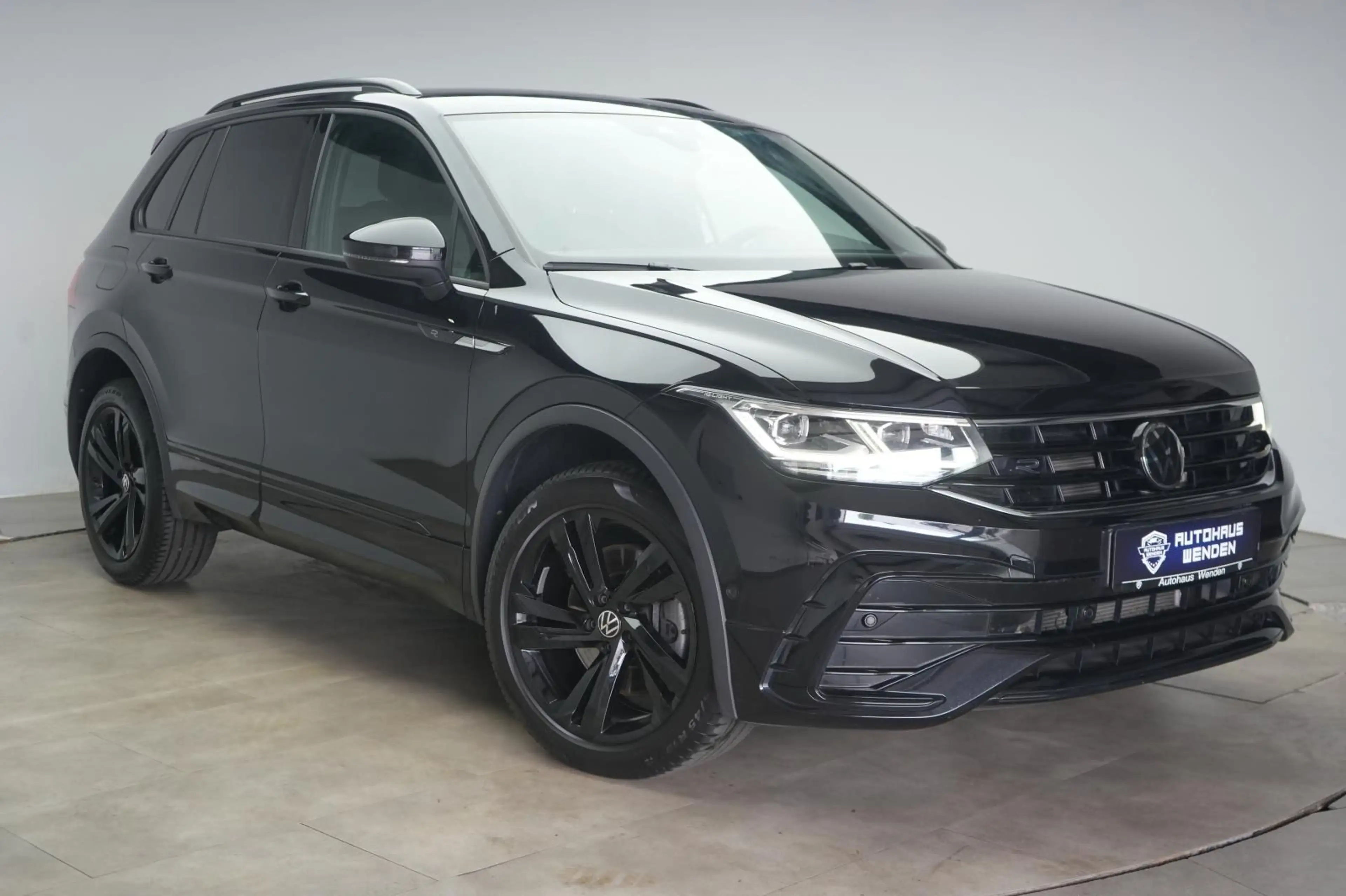 Volkswagen Tiguan 2.0 TDI 4Motion R-Line AHK/ACC/Kamera — photo 2