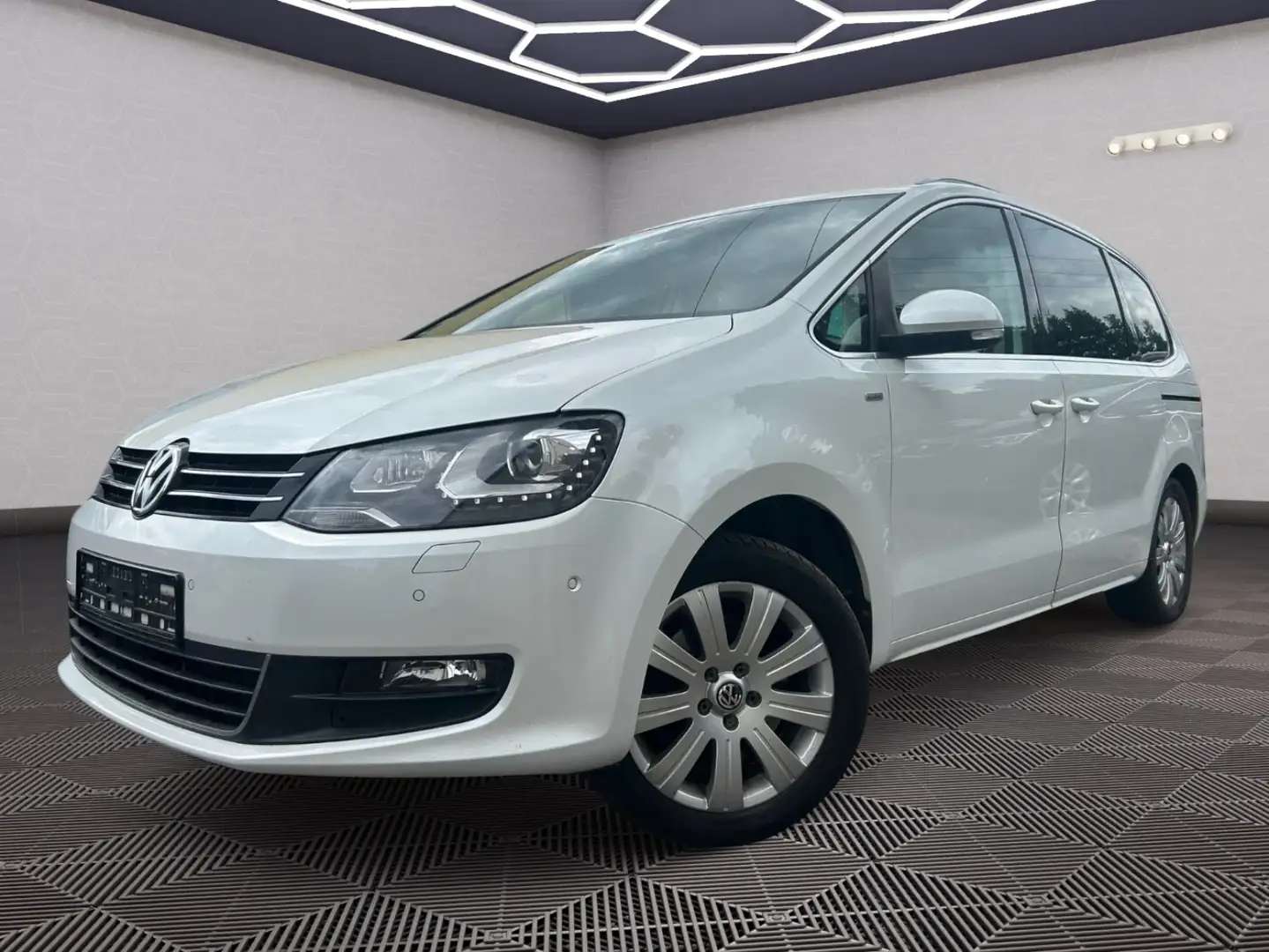 Volkswagen Sharan Life BMT Blanc - 1