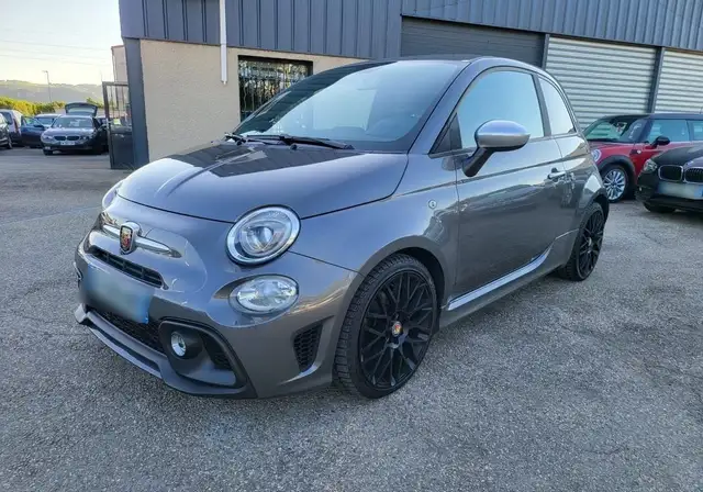Abarth 500 Fiat 695 1.4 t-jet 165 xsr yamaha bvr 2018