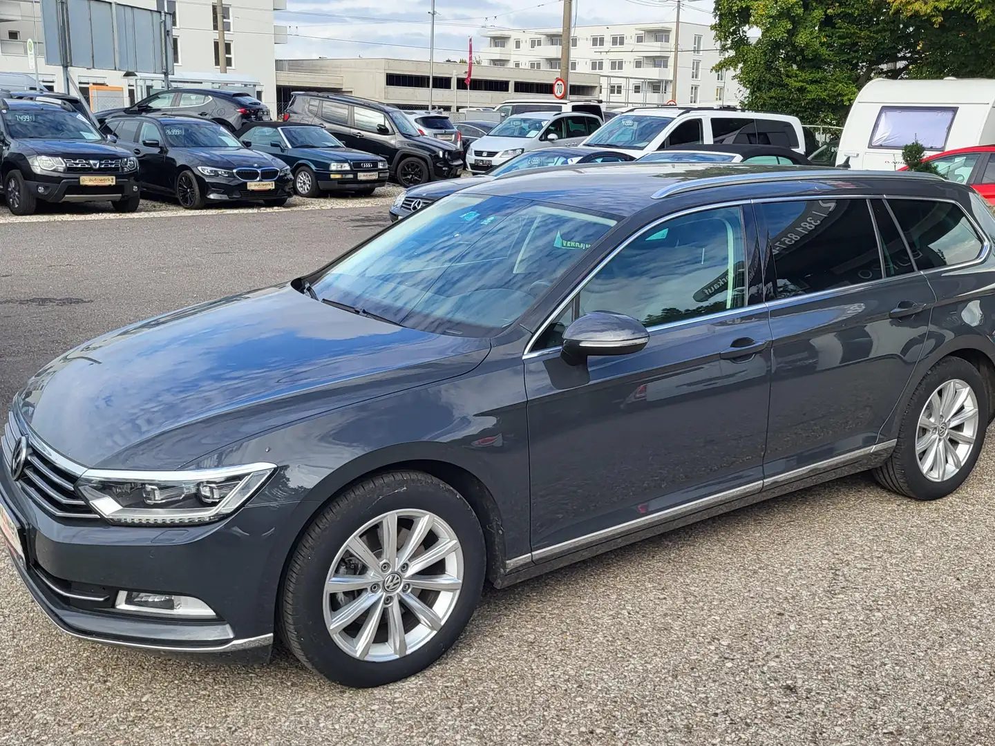 Volkswagen Passat Variant Passat Variant Highline 2,0 TDi DSG, Premium Paket Grau - 1