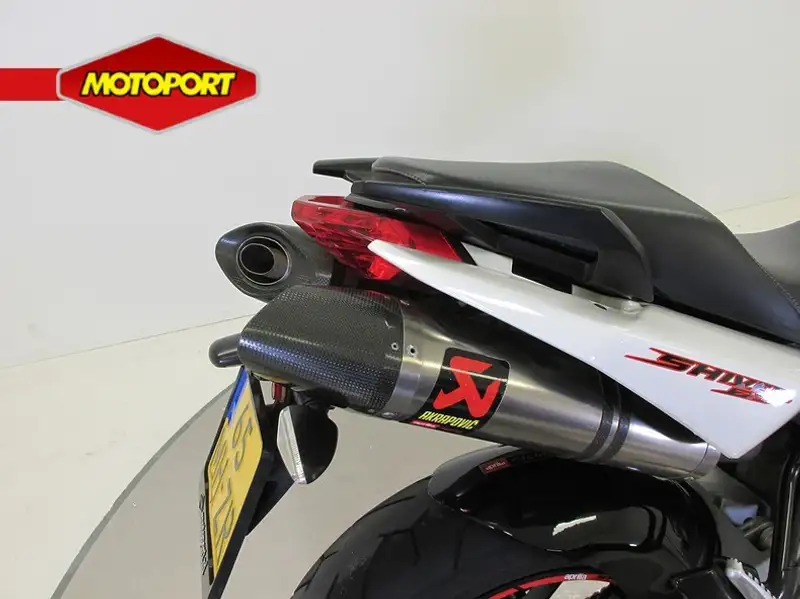 Aprilia Shiver 750 - foto 7