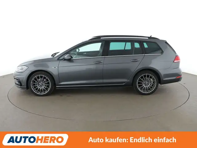 Volkswagen Golf view 3