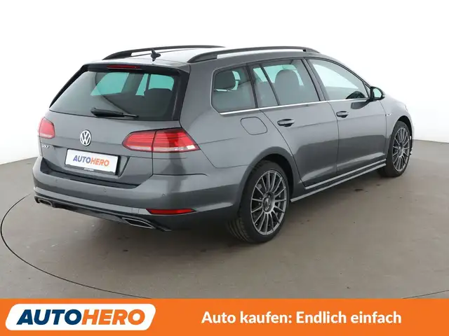 Volkswagen Golf view 6