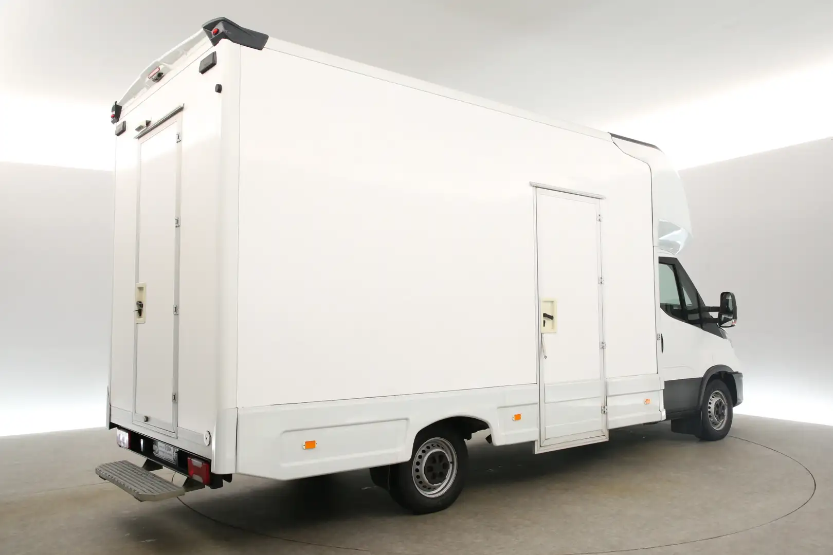 Iveco Daily 35S14 2.3 410 | Camper Ombouw | Camper | Bakwagen Wit - 2