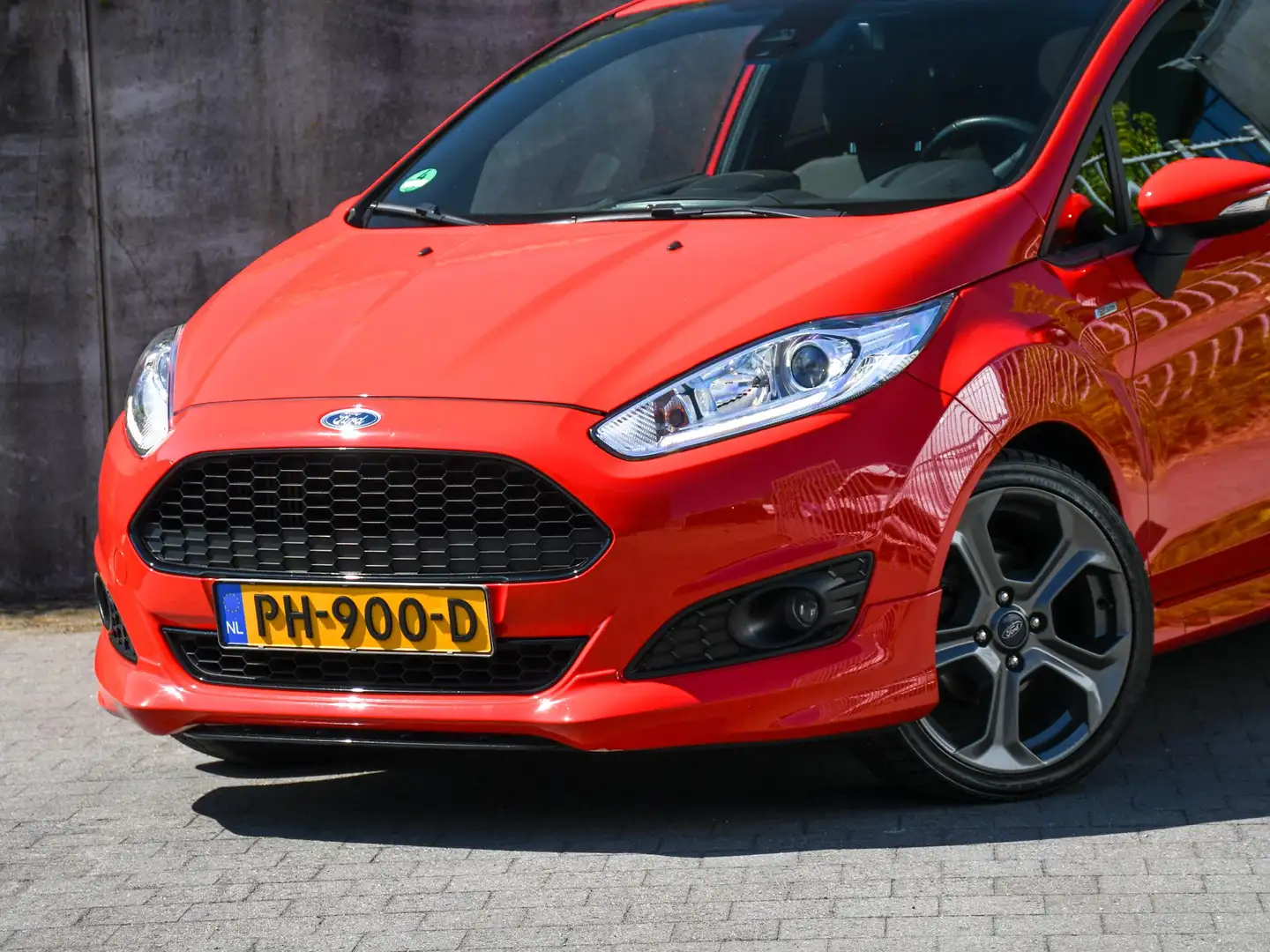 Ford Fiesta ST Line 1.0 EcoBoost 125pk CRUISE.C | QUICK CLEAR Rood - 2