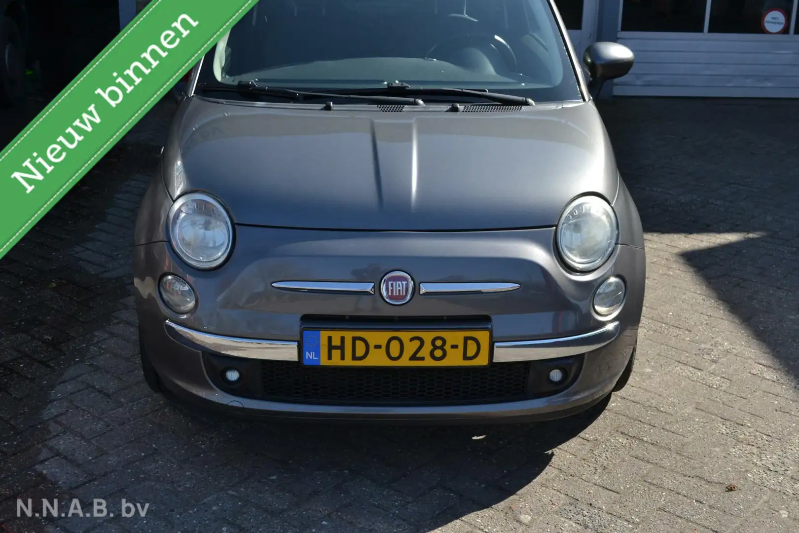 Fiat 500 0.9 TwinAir Lounge Grijs - 2