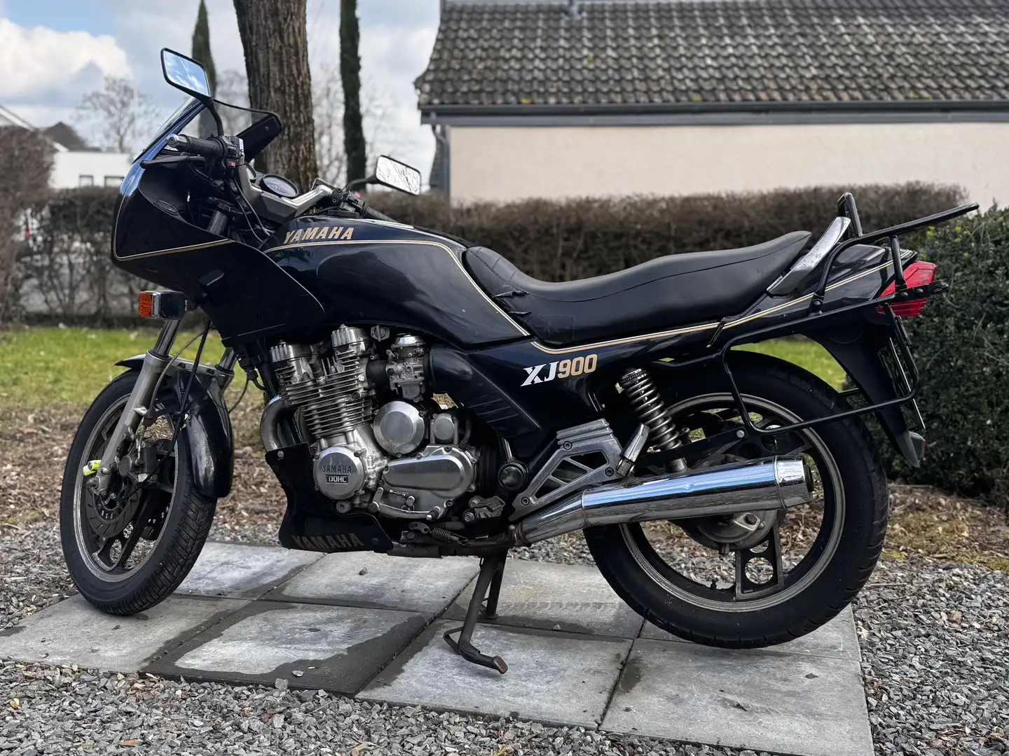 Yamaha XJ 900 Negro - 1