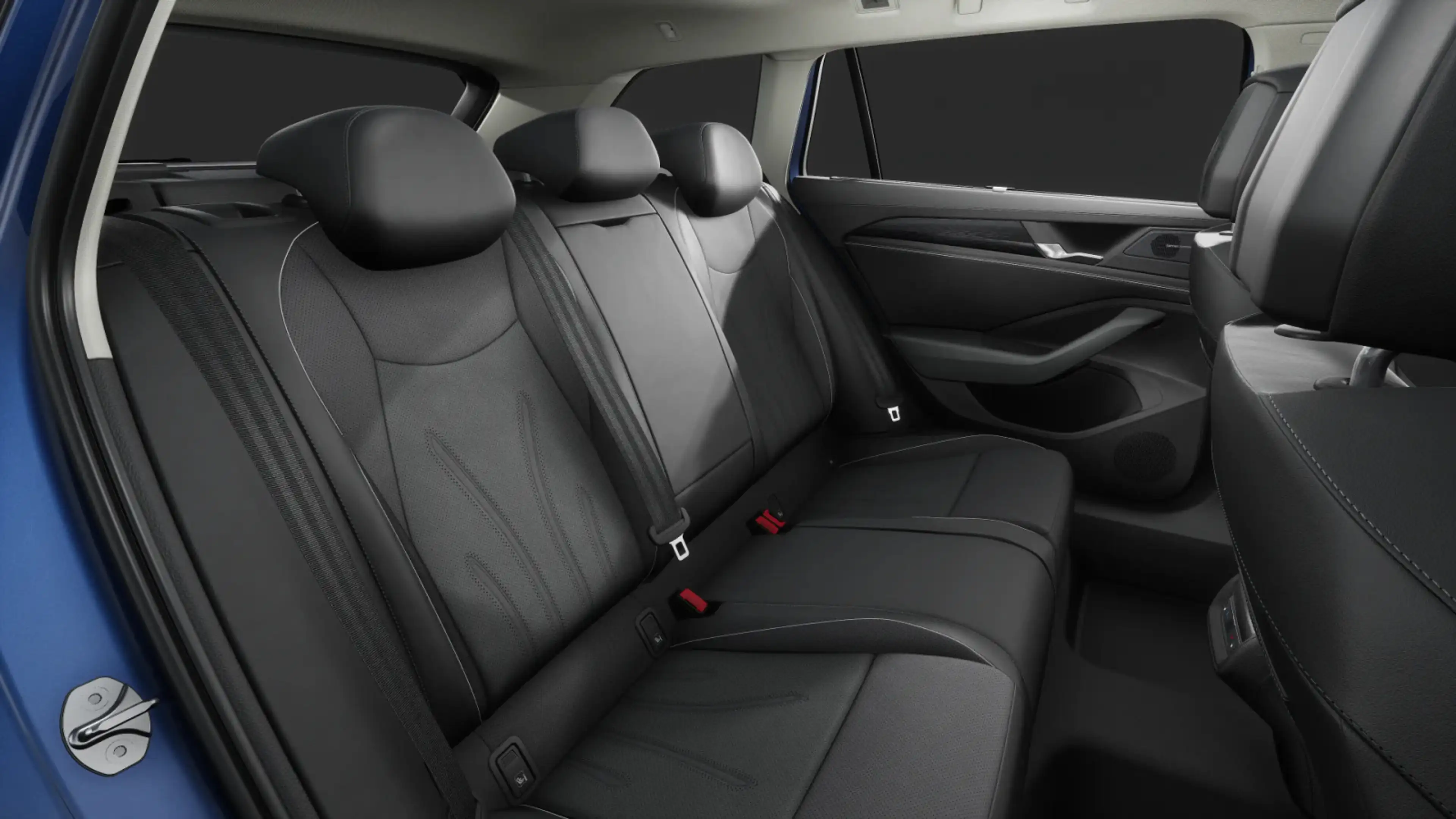Volkswagen Passat Variant Passat Elegance eHybrid AHK/Pano/360/Leder/hud/A — photo 11