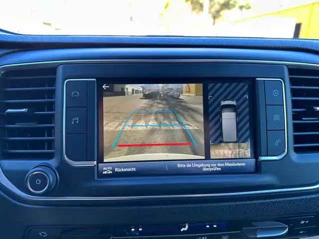 Toyota Proace Flex 2,0D144 AT Family Medium inkl. Anhängerkuppl Ansicht 18