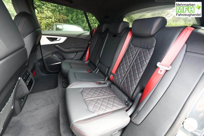 Audi Q8 S line 2xS LederAmatur 22Z Laser Pano HUD Klim4... — photo 9