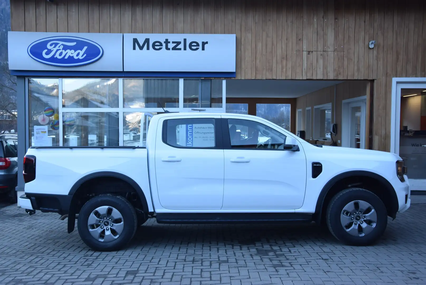 Ford Ranger **Plug-in-Hybrid**e-4WD**Kamera**ACC**AHK** Weiß - 1