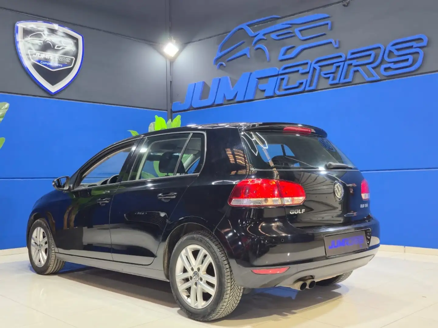 Volkswagen Golf 2.0TDI CR Advance Last Edition 140 Negro - 2