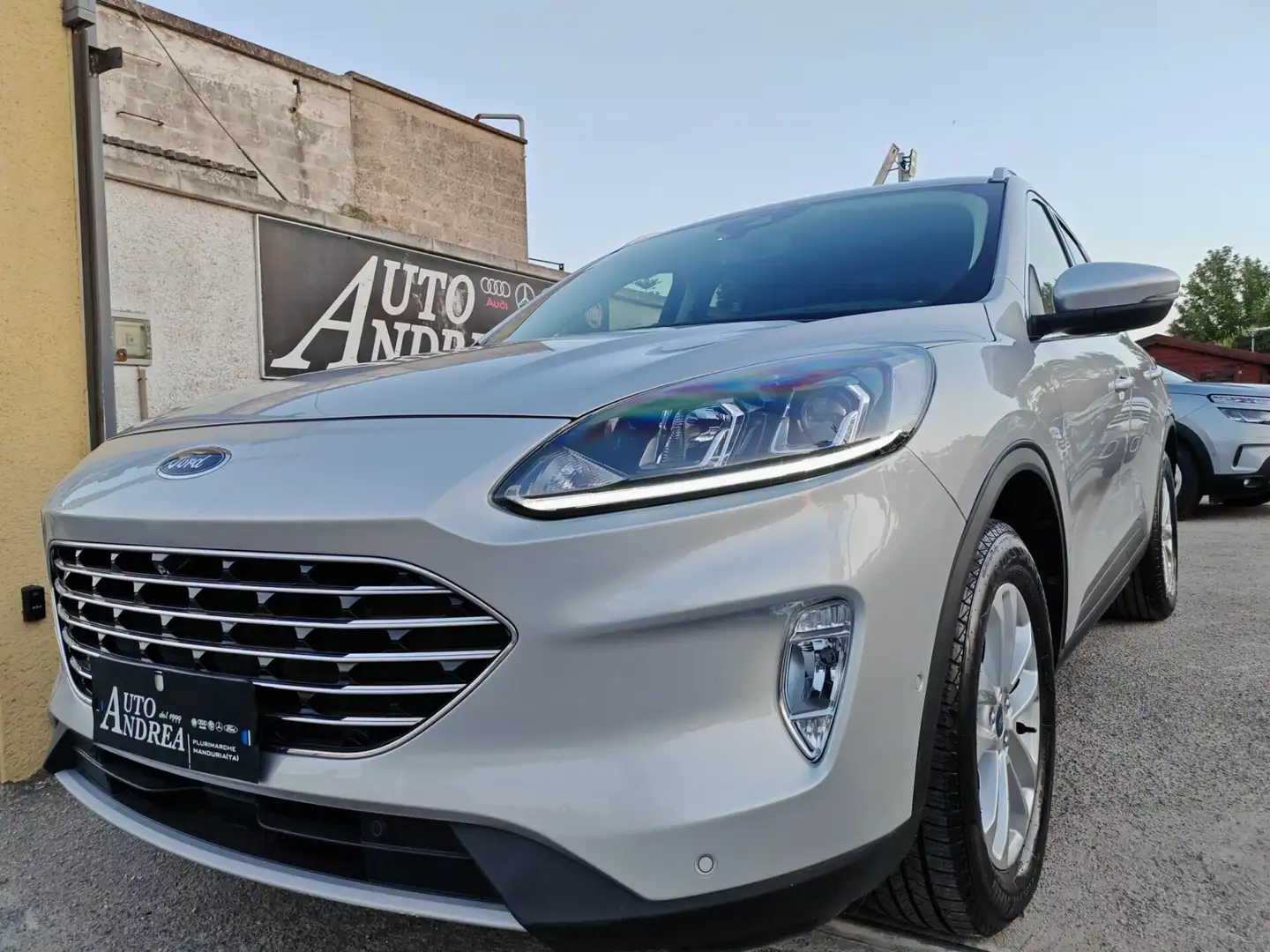 Ford Kuga Ford Kuga 15EcoBlue km49000 Navig cam led 2021 Argent - 1