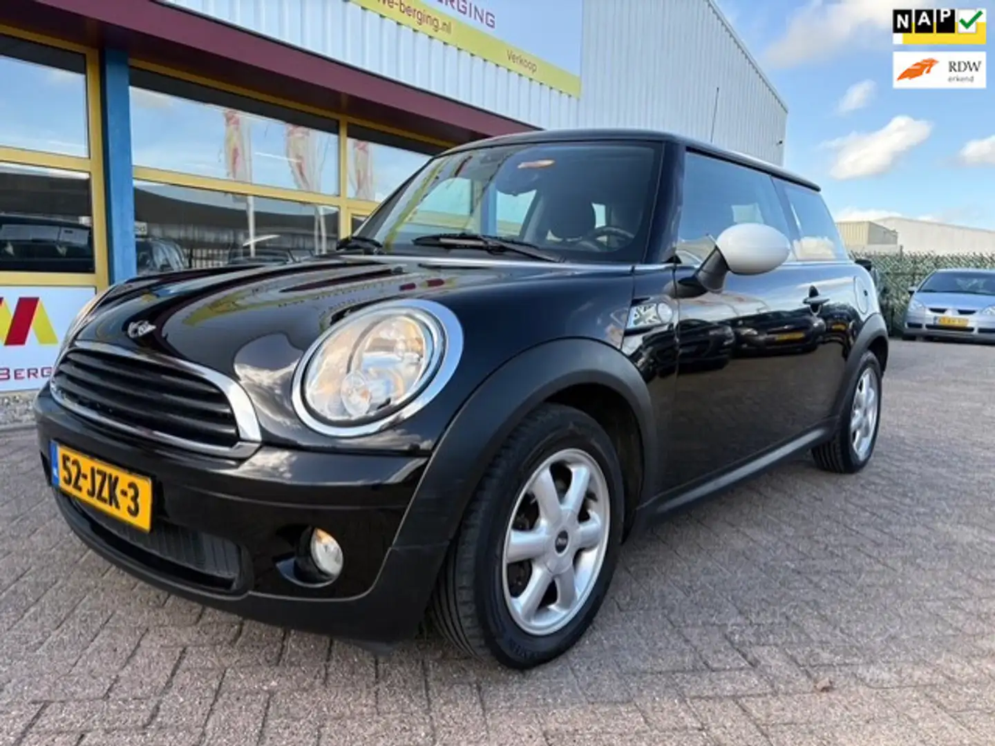 MINI One Mini 1.4 Anniversary Business NAVI Schwarz - 1