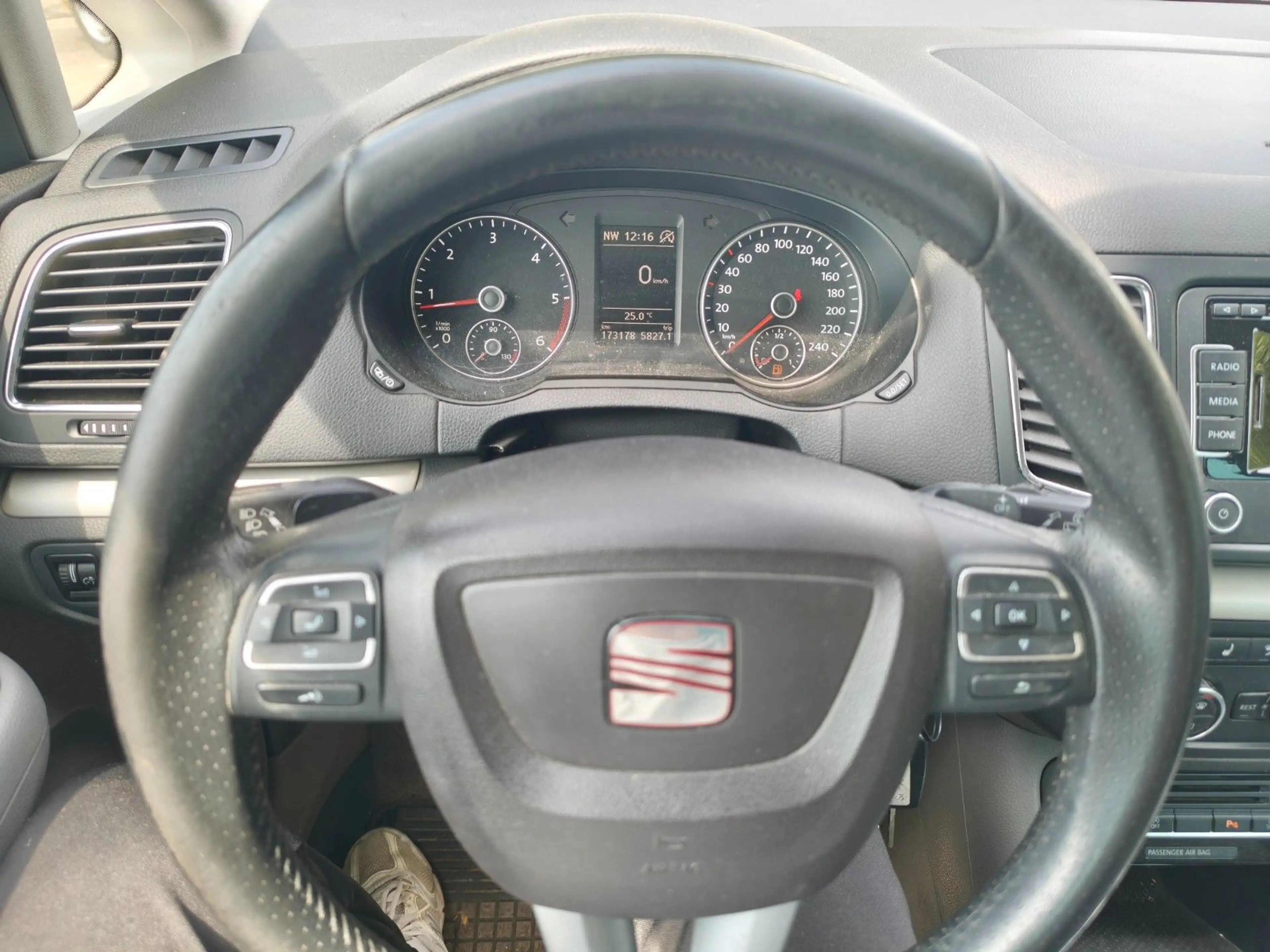 SEAT Alhambra 2.0 TDI Style*7-Sitzer*DSG*SHZ*TMP*EU 5 — photo 13