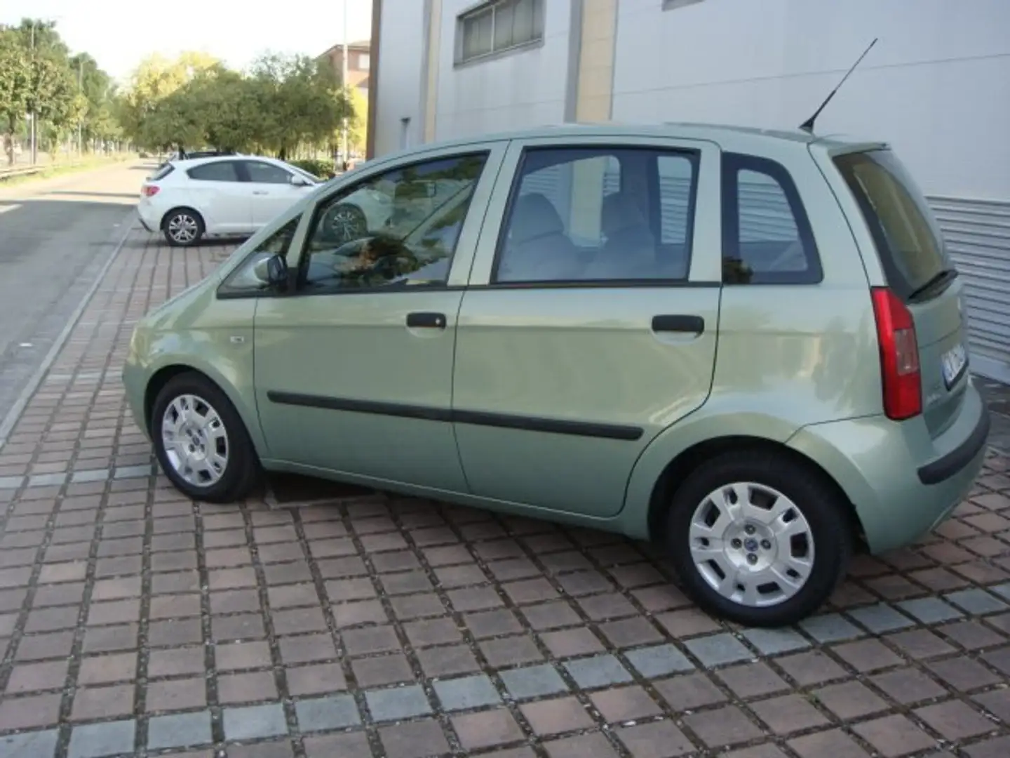 Fiat Idea 1.4 BENZINA !! UNICO PROPRIETARIO !! zelena - 2