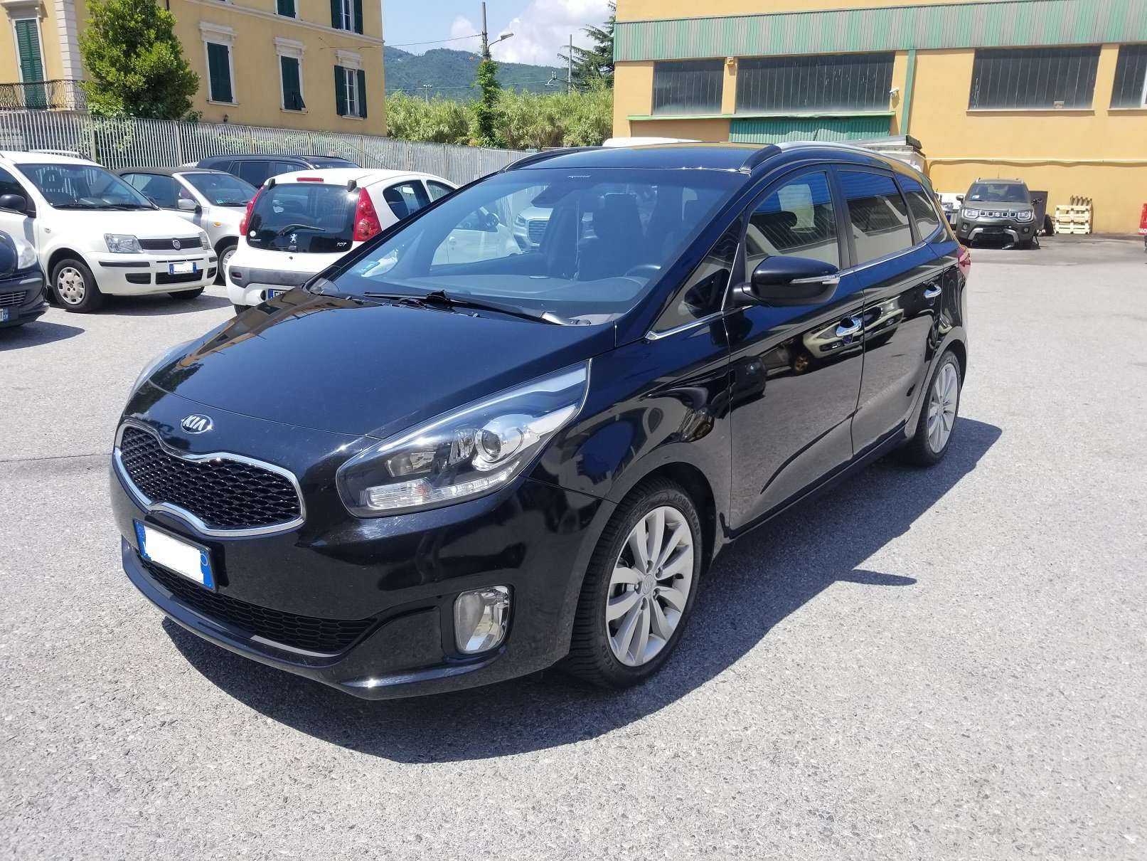 Kia Carens