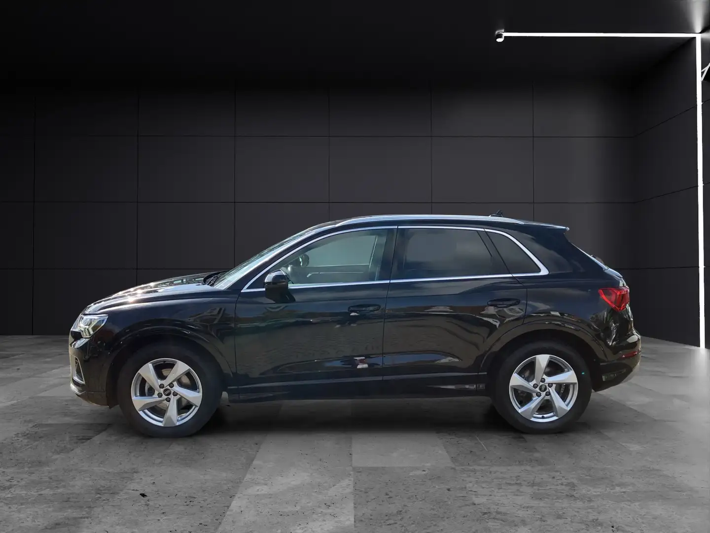 Audi Q3 35 TFSI S tronic LED Navi plus AHZV Schwarz - 2