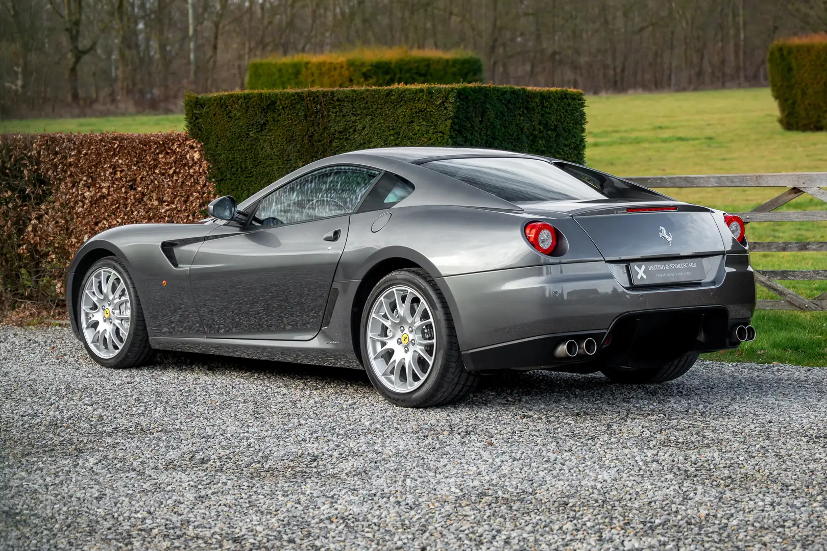 Ferrari 599 599 GTB F1 / 1 Owner Grau - 2