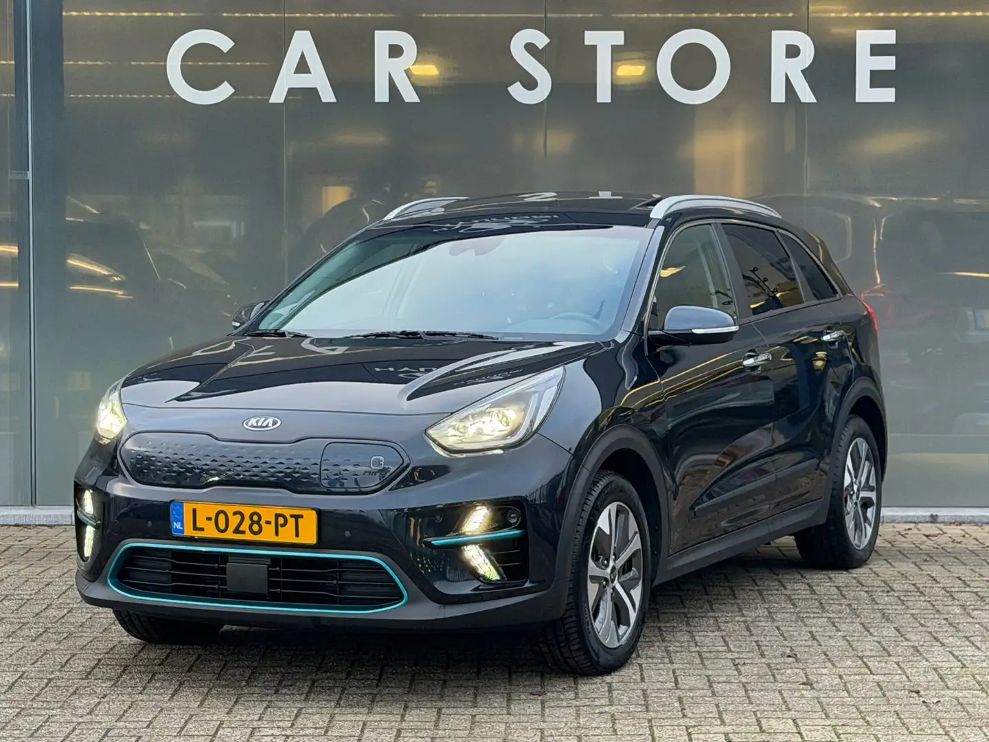 Kia e-Niro DynamicPlusLine 64 kWh 3 FASE TREKHAAK SOH 100% Bleu - 1