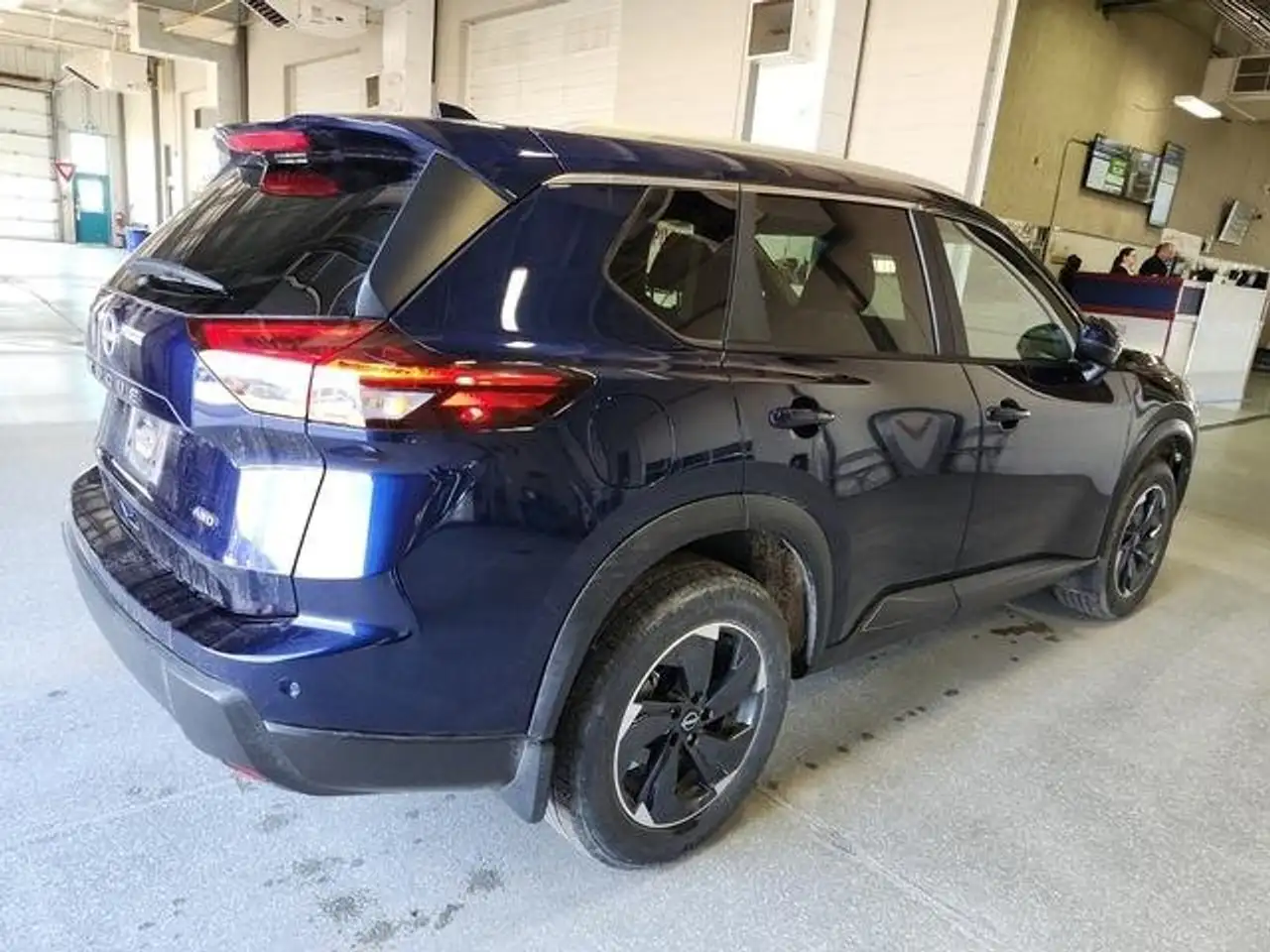 Nissan Rogue снимка Nissan Rogue