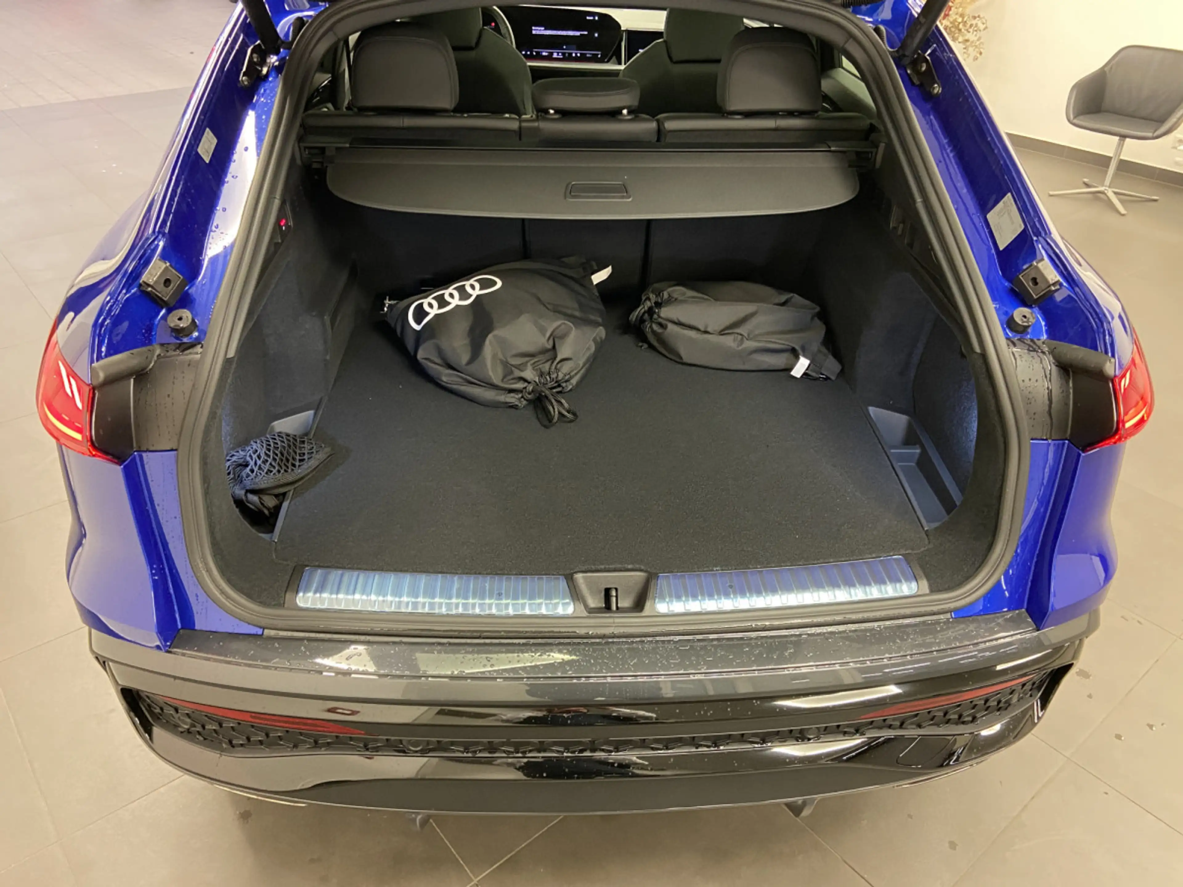 Audi Q5 Sportback e-hybrid quattro 367 CV / 270 kW S troni — photo 9