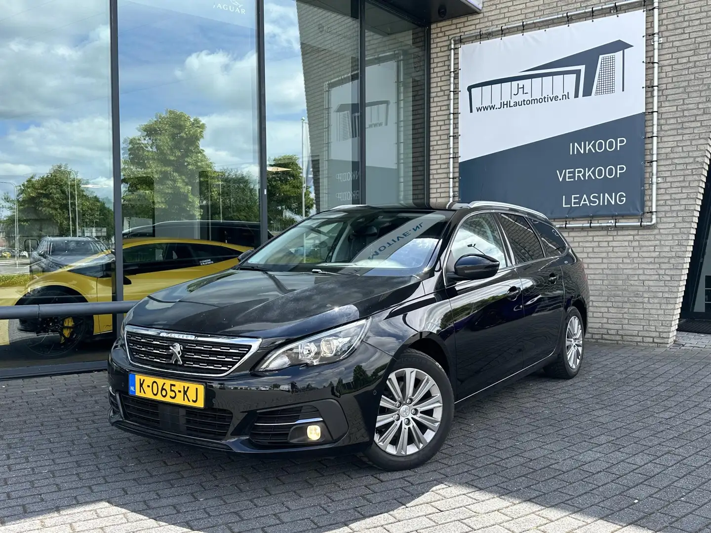 Peugeot 308 SW 1.2 Allure Pack*ACC*ECC*NAVI*CARPLAY*CAMERA*KEY Noir - 1