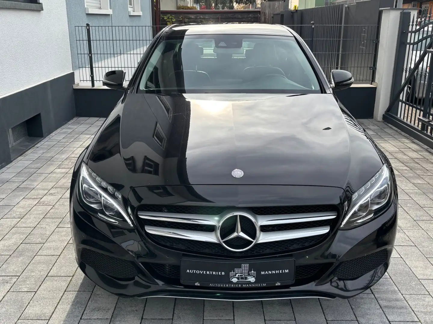 Mercedes-Benz C 250 BlueTec / d 4Matic Avantgarde /LED/AHK Schwarz - 2