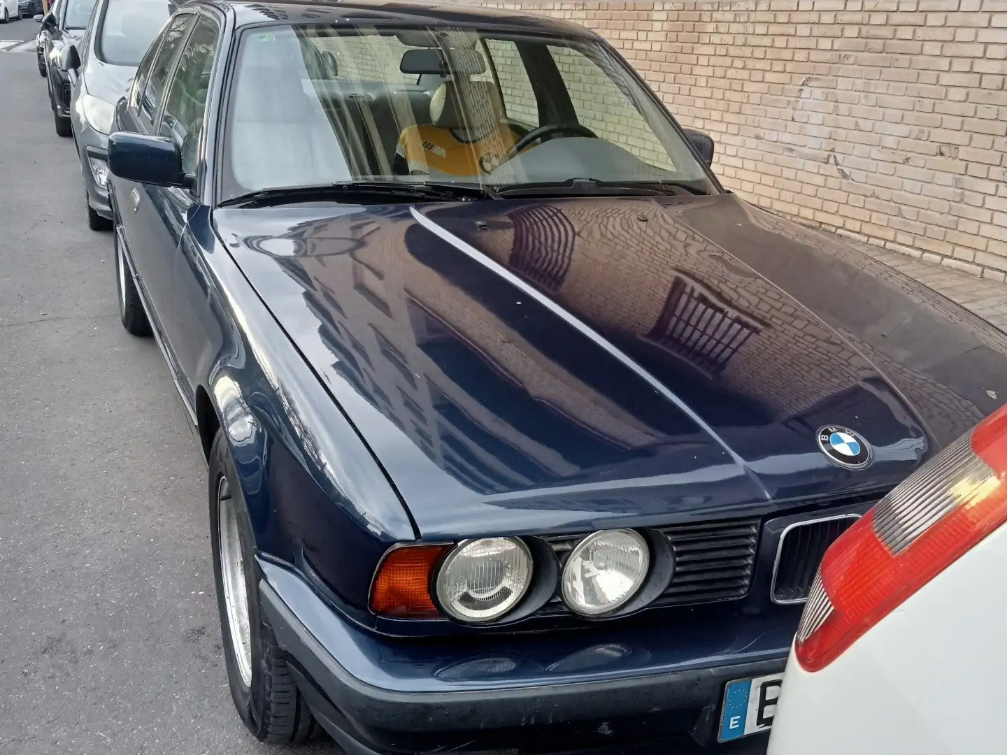 BMW 525 525tds Bleu - 1