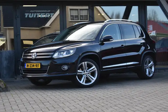 Volkswagen Tiguan 1.4 TSI R-LINE LM | TREKHAAK | XENON | LED | STOEL