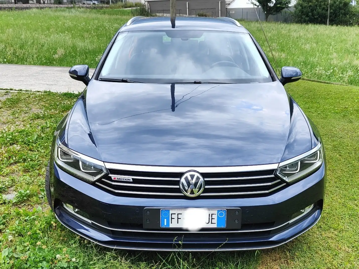 Volkswagen Passat Variant 2.0 BiTdi 240 CV 4 motion Blu/Azzurro - 1