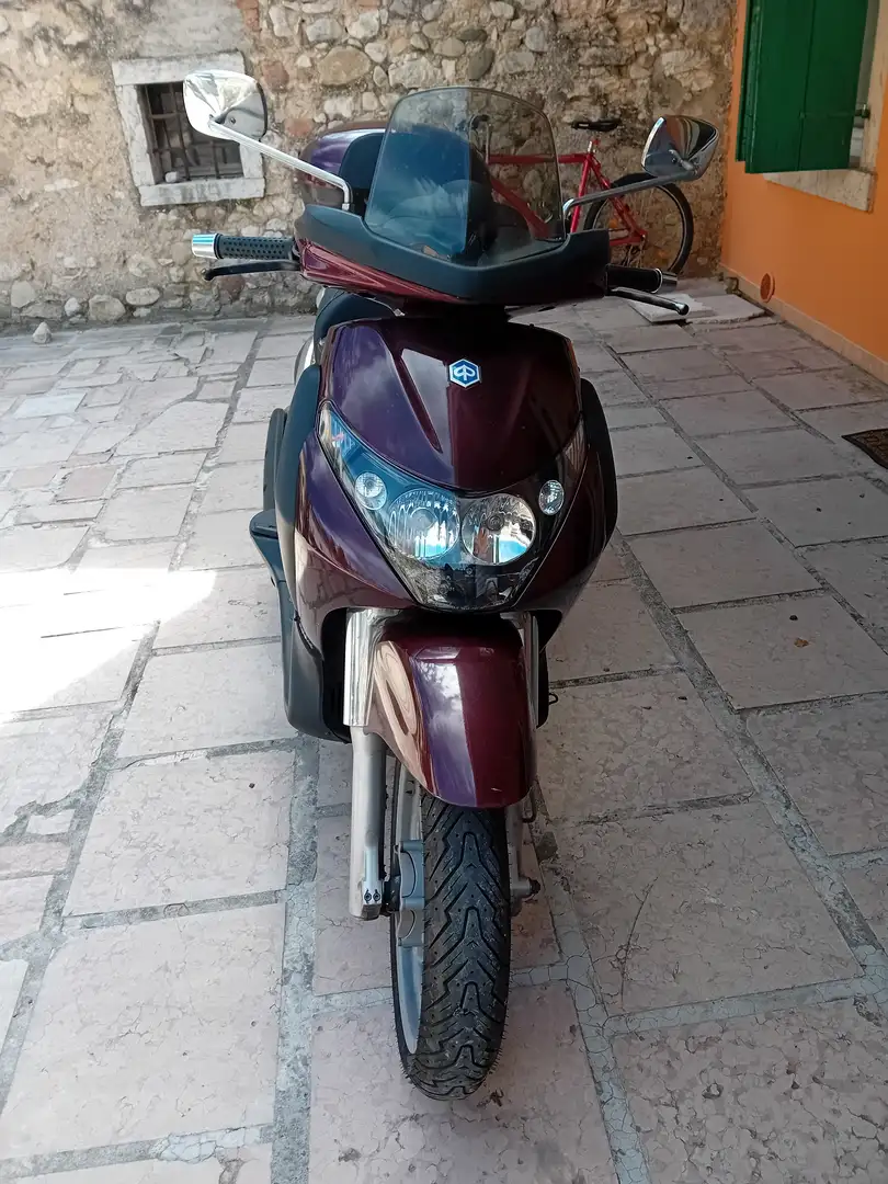 Piaggio Beverly 400 Rojo - 1