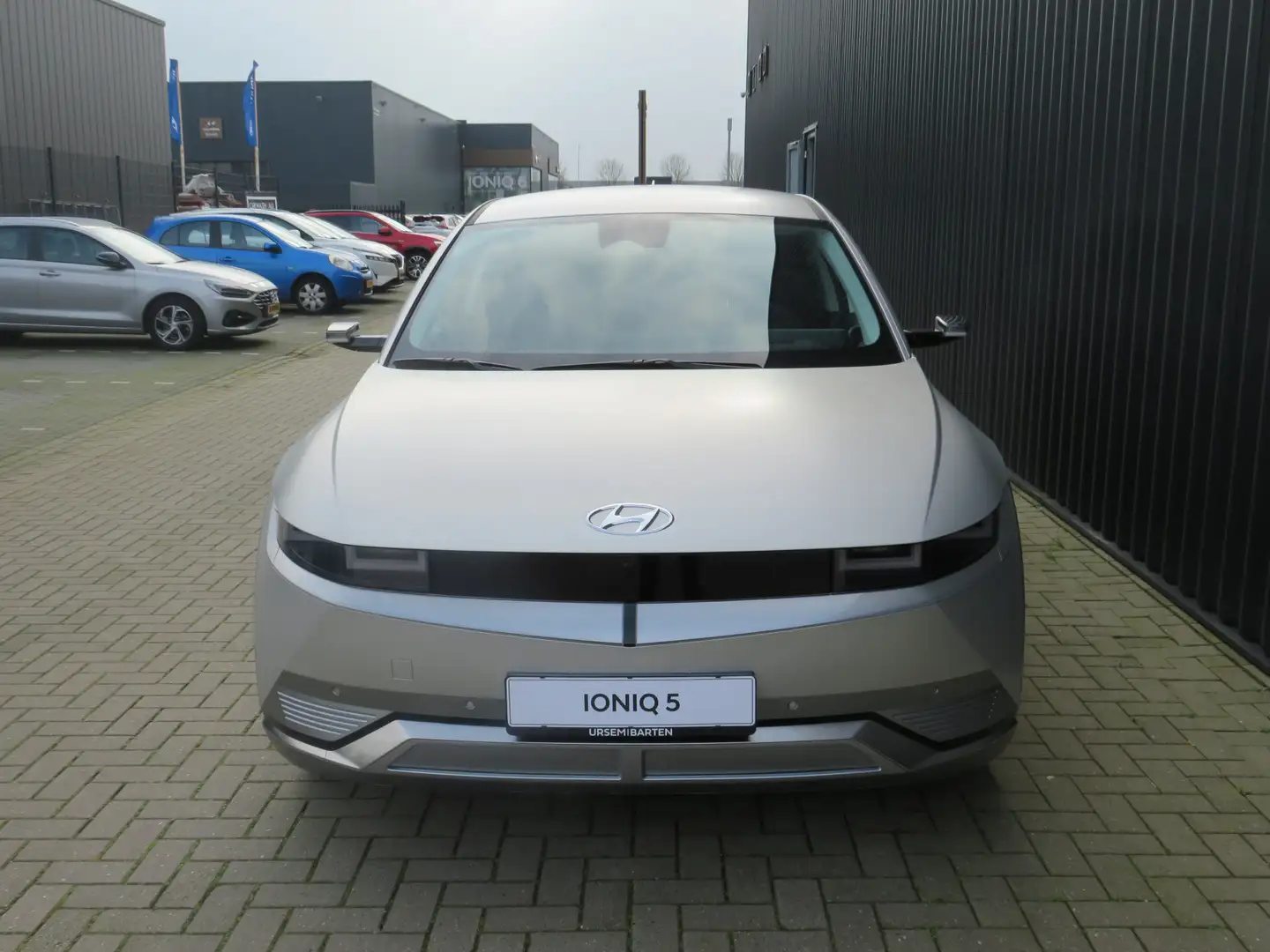 Hyundai IONIQ 5 Lounge AWD 77.4 kWh | 325PK | 1600KG trekgewicht Amarillo - 2