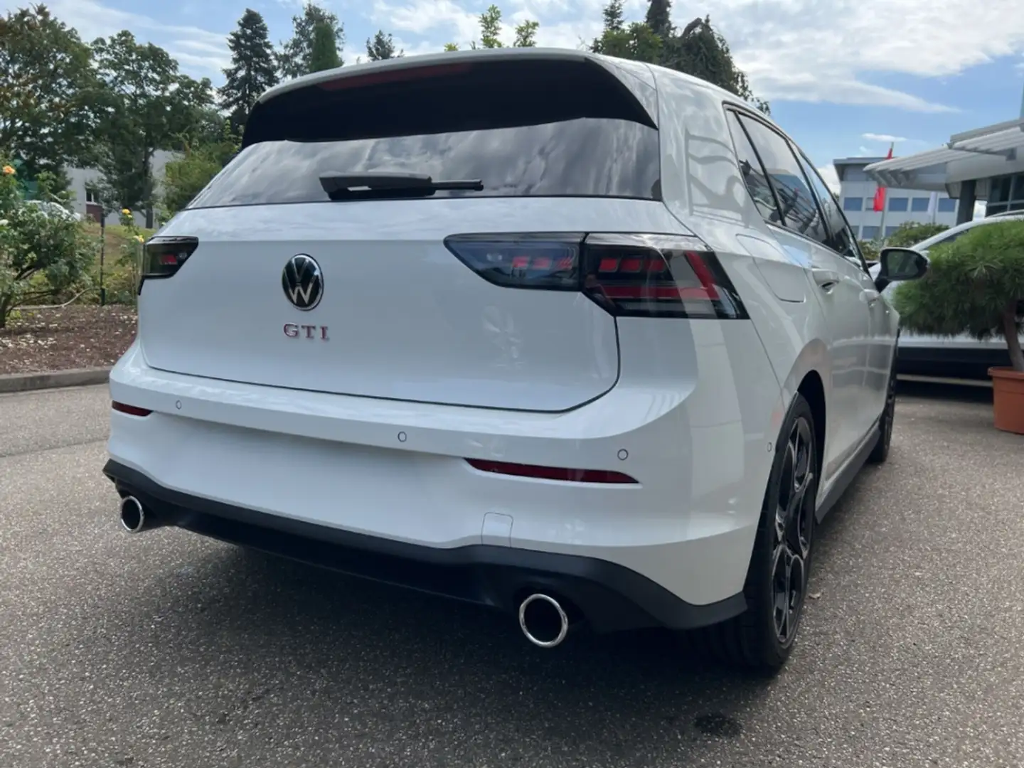 Volkswagen Golf GTI 2.0 TSI DSG Panoramadach Head-up-Display Weiß - 2