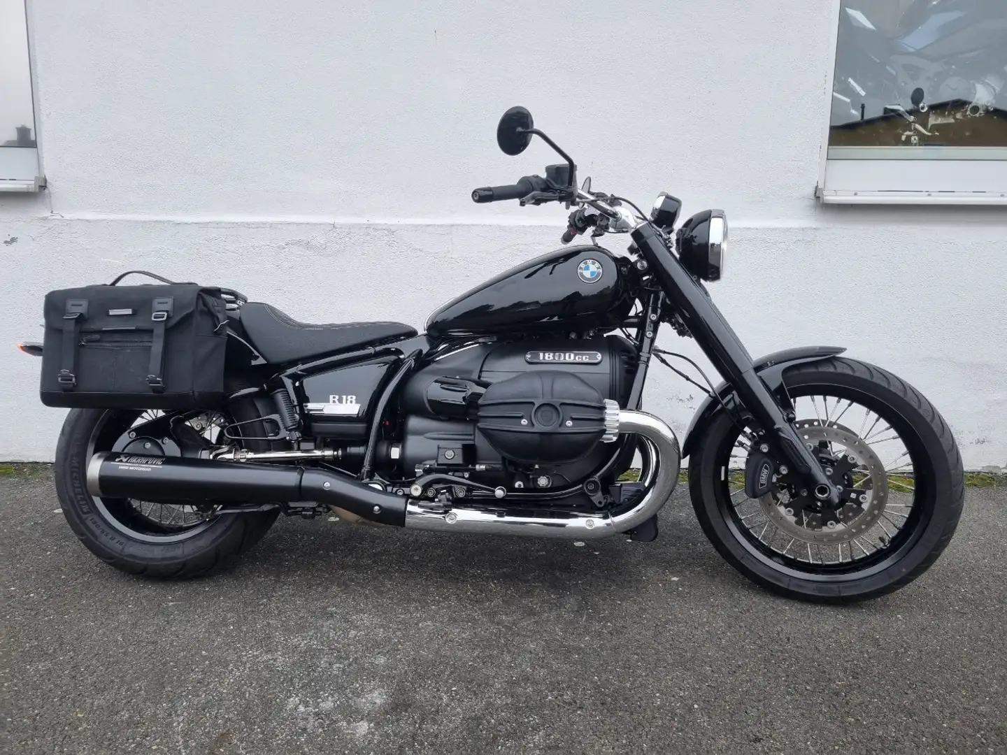 BMW R 18 Black Beauty Schwarz - 1