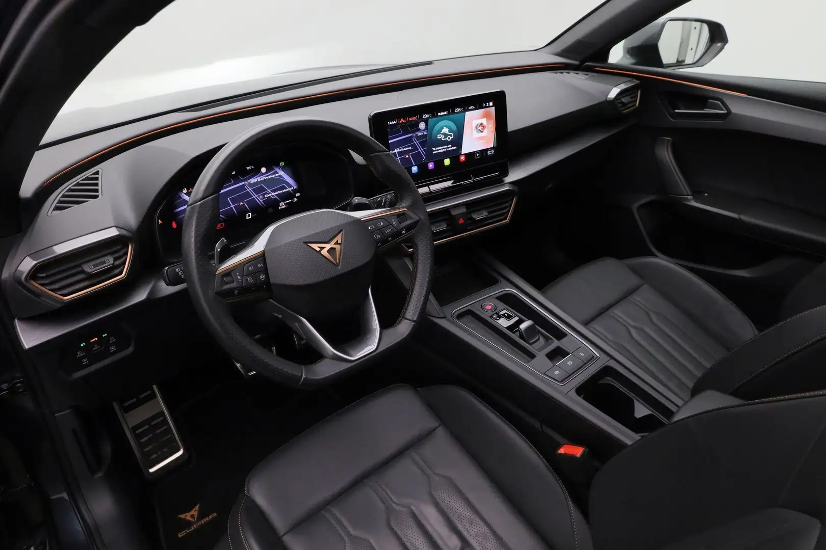 CUPRA Leon 1.4 245 pk DSG e-Hybrid VZ Performance | Panoramad Grijs - 2