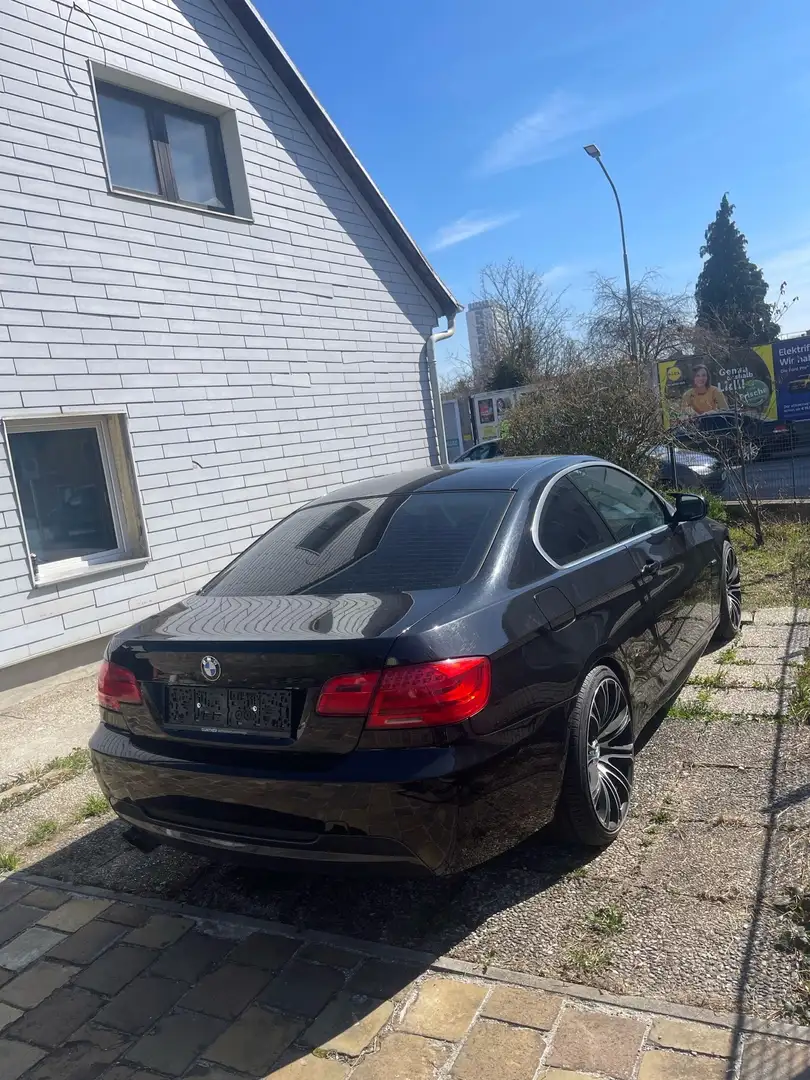 BMW 330 330d Coupé Aut. - 2