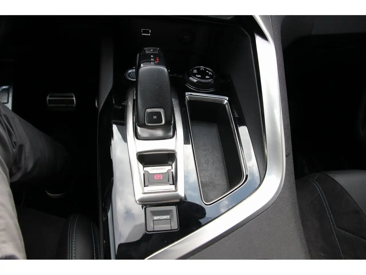 Peugeot 3008 Crossway 130 Aut. Navi SHZ e-Klappe LED RFK, миниатюра 10