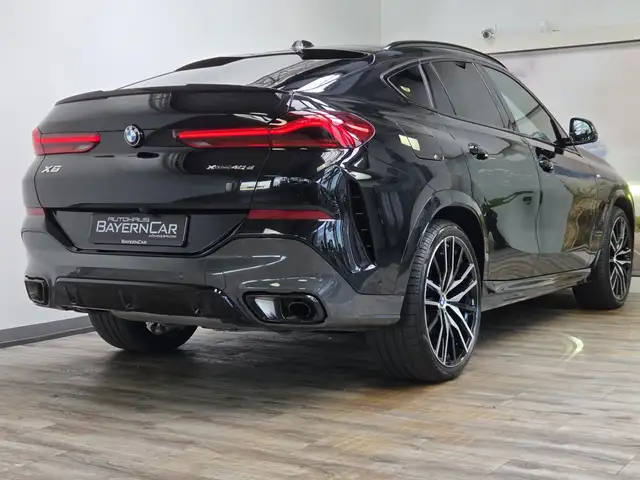 BMW X6 view 6