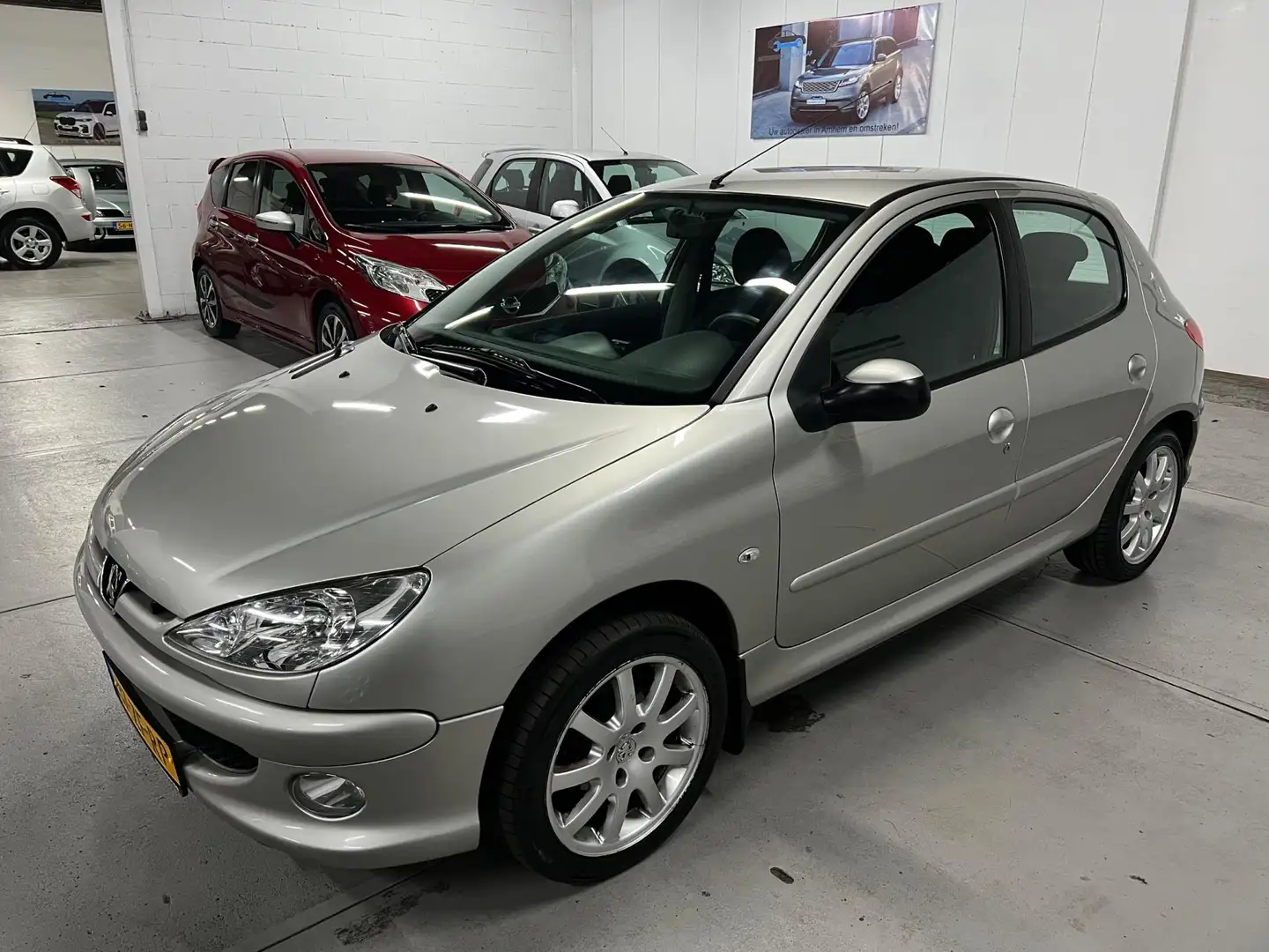 Peugeot 206 1.4 Forever AIRCO / NAP / LM VELGEN Gris - 2
