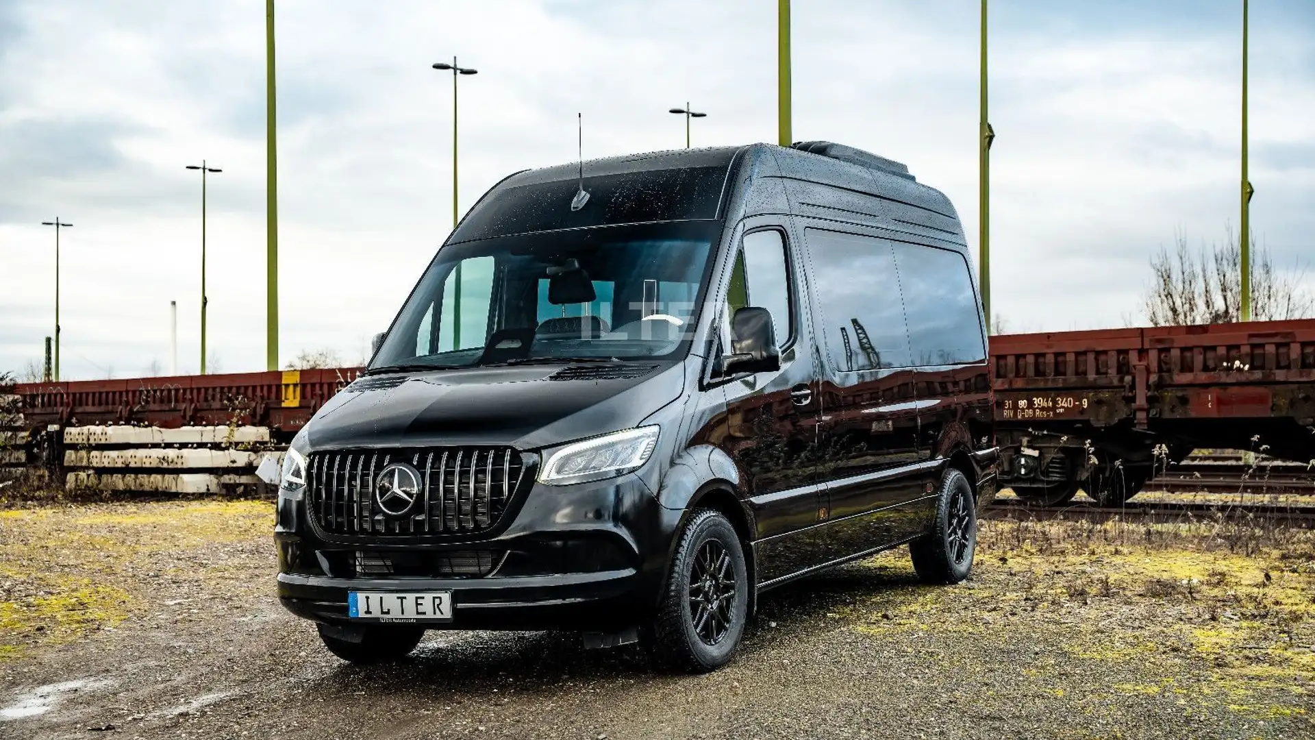 Mercedes-Benz Sprinter 319 CDI VIP Tourismus 8+1 Business Hoch Schwarz - 1