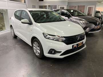 Sandero 1.0i SCe avec 1 an 1/2 de garantie