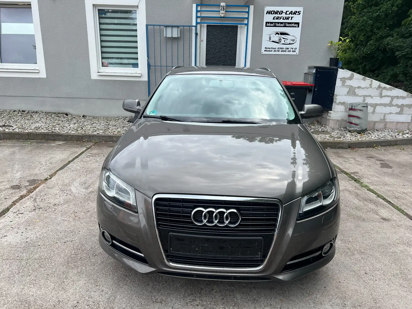 Audi A3 2.0 TDI Ambition (103kW)Navi*Klima*TÜV* Grijs - 2