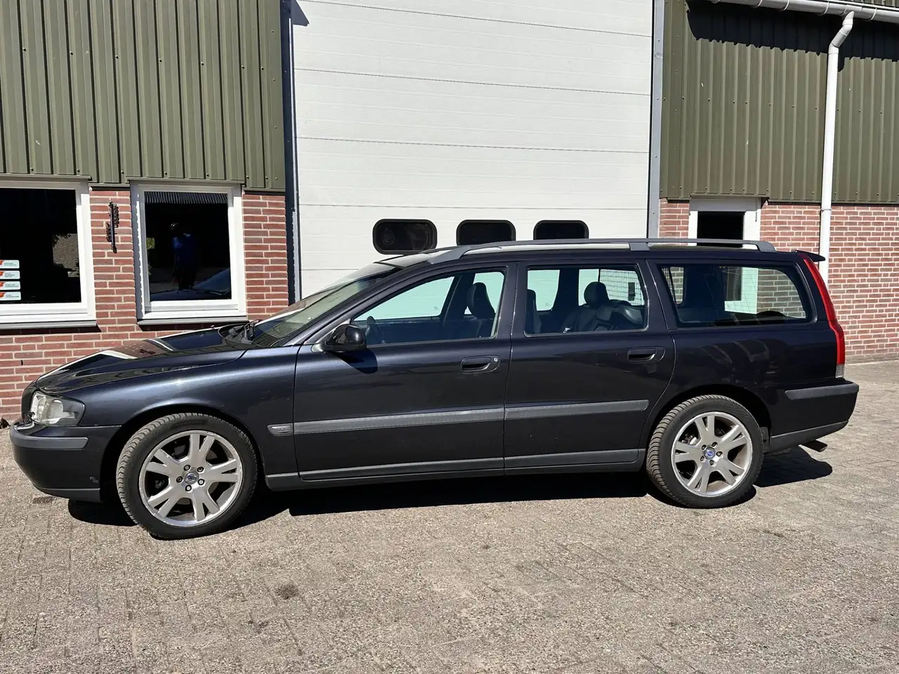 Volvo V70 2.4 T Comfort Line, foto 6