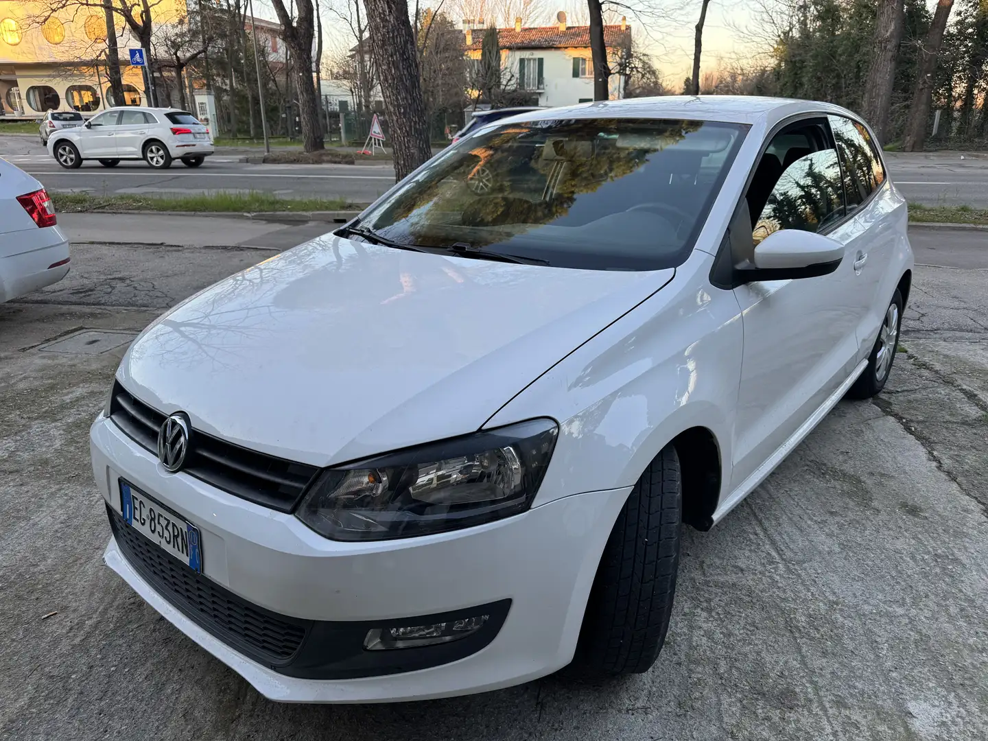 Volkswagen Polo 3p 1.2 Comfortline 70cv - 1