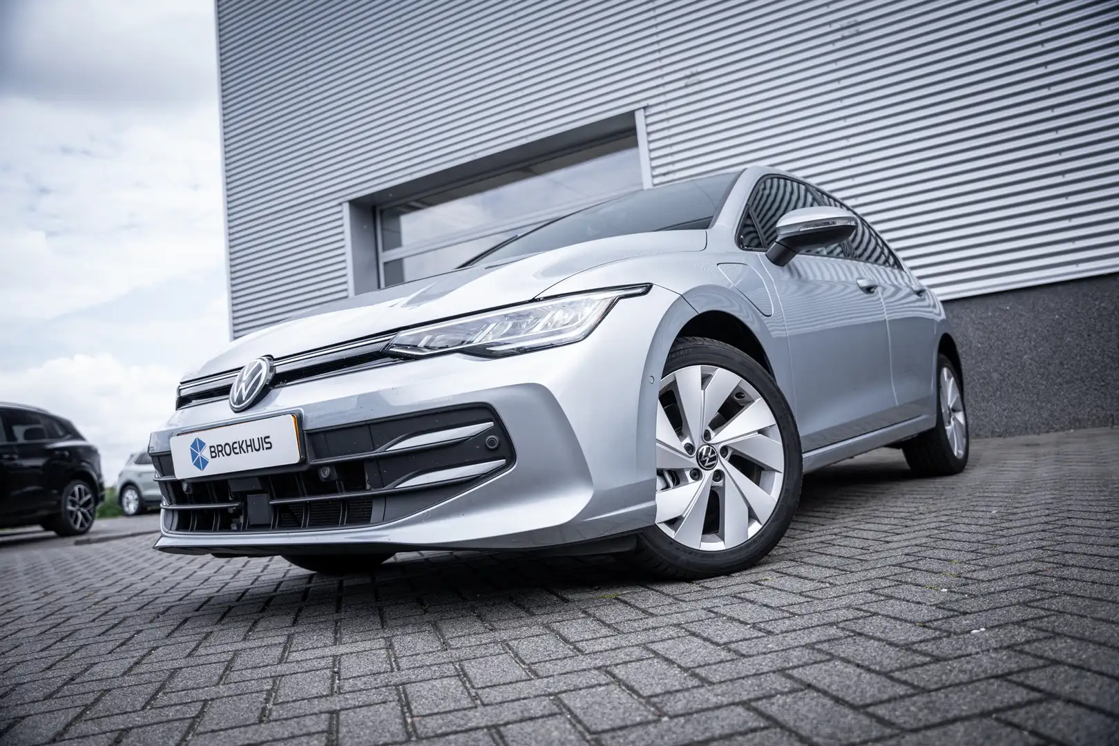 Volkswagen Golf 1.5 eHybrid Life Edition | Achteruitrijcamera | Cr Grijs - 2