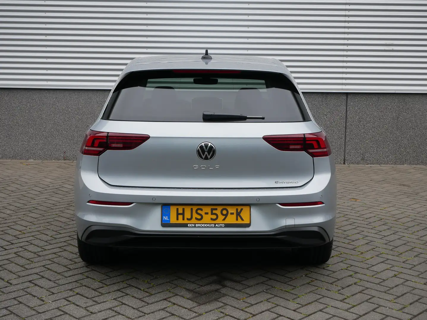 Volkswagen Golf 1.5 eHybrid Life Edition Adaptive Cruise Control - Grijs - 2