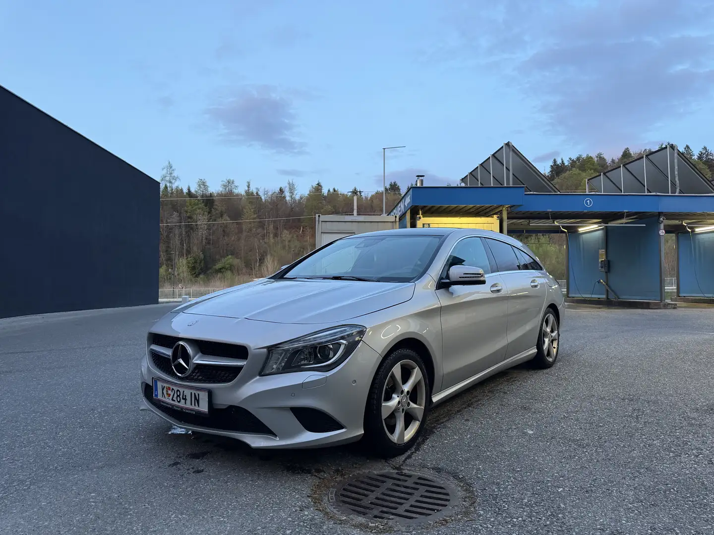 Mercedes-Benz CLA 200 d Shooting Brake OrangeArt Edition Aut. - 1